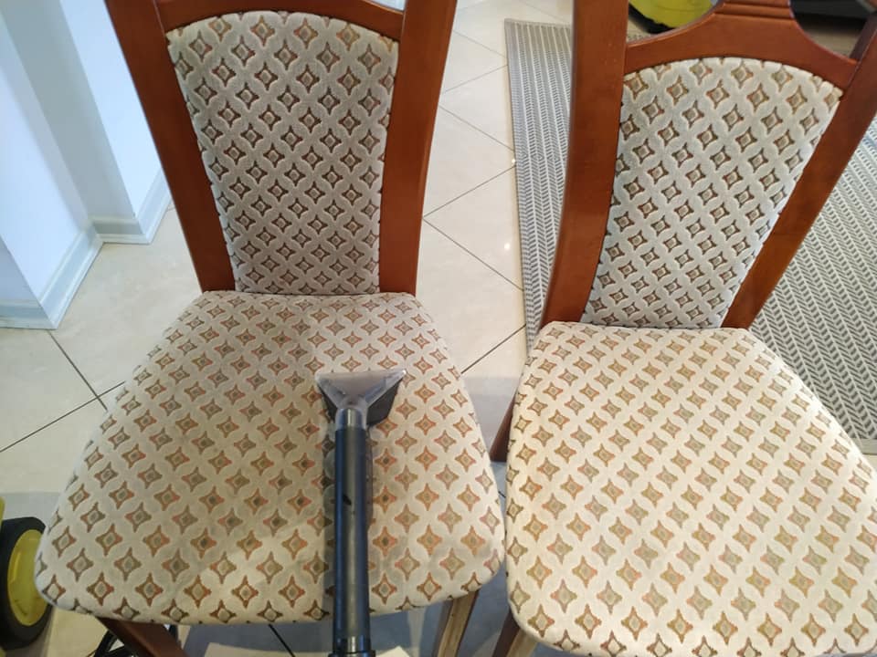 pranie tapicerki meblowej krzesła gocłsw